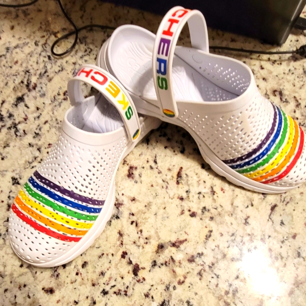 GAY PRIDE SKECHERS CROCS  SZ.11 WHITE & RAINBOW 🌈
